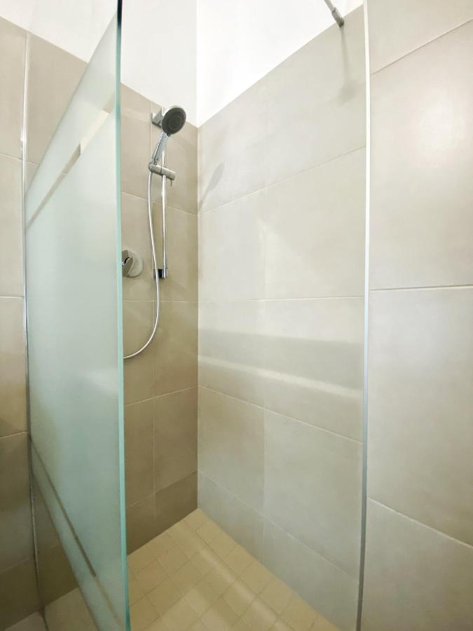 Hotel Dinarica มาร็อตตา ภายนอก รูปภาพ